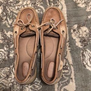 Tan Sperry Topsider Shoe